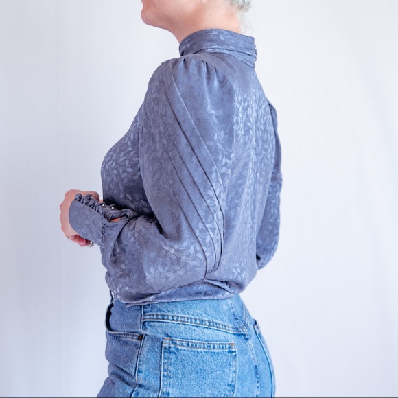 Vintage 70’s Gray Metallic High Neck Blouse XS - Picture 8 of 9
